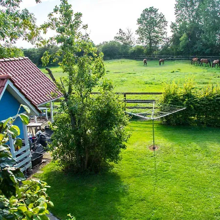 Haus Am Dorfteich Fehmarn アパート